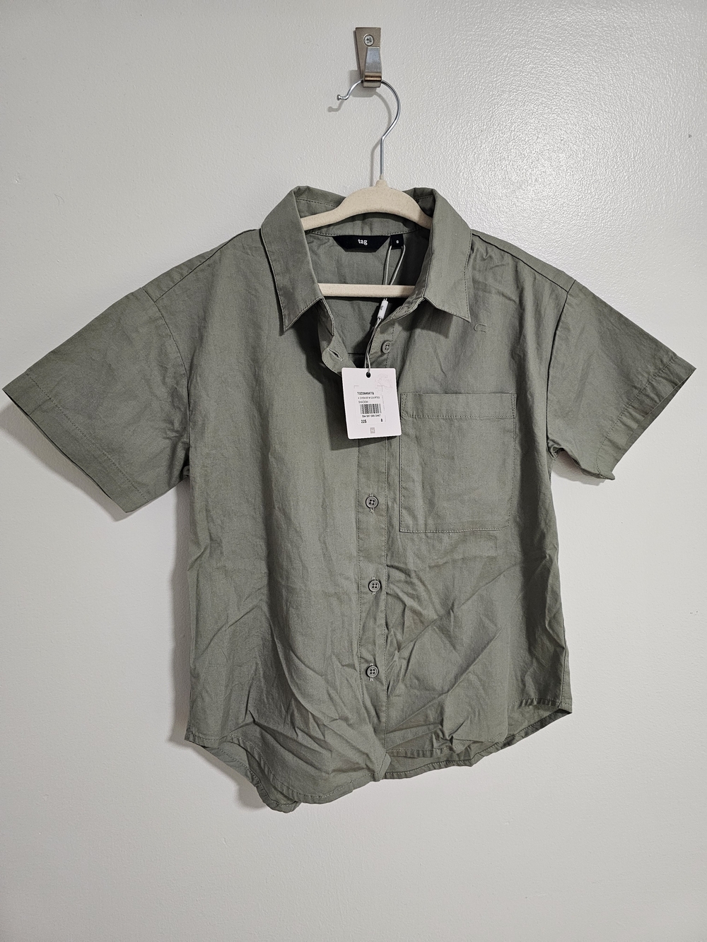 🧸2/20$ NWT TAG Shirt Short Sleeve Button Down Sage Green Size 8 Boy